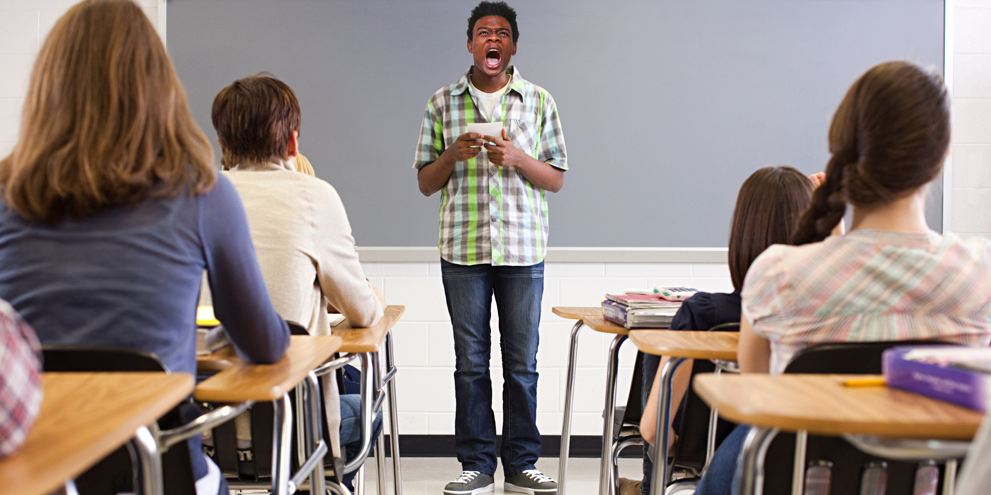 The teacher made the pupils. Students speaking. Speaking Club люди. Молодежь со спины школьники. Speaking class.